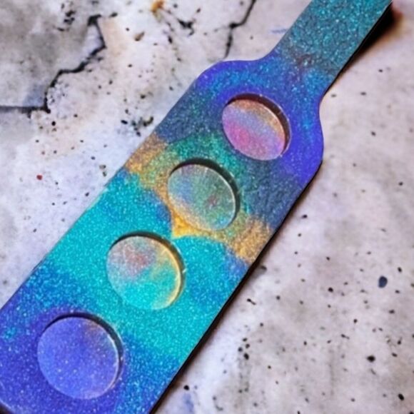 HANDCRAFTED Resin Shot Glass Serving Tray - Picture 3 of 7